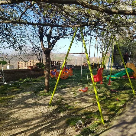 펜션 La Casa Del Susino *